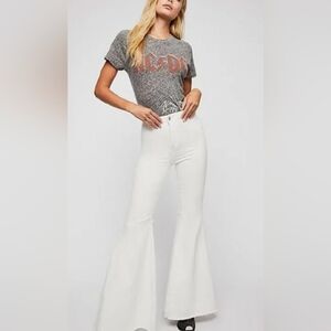 Free People Ivory Denim Pants Size 24 Flare And Wide. Super Comfy! Made In USA